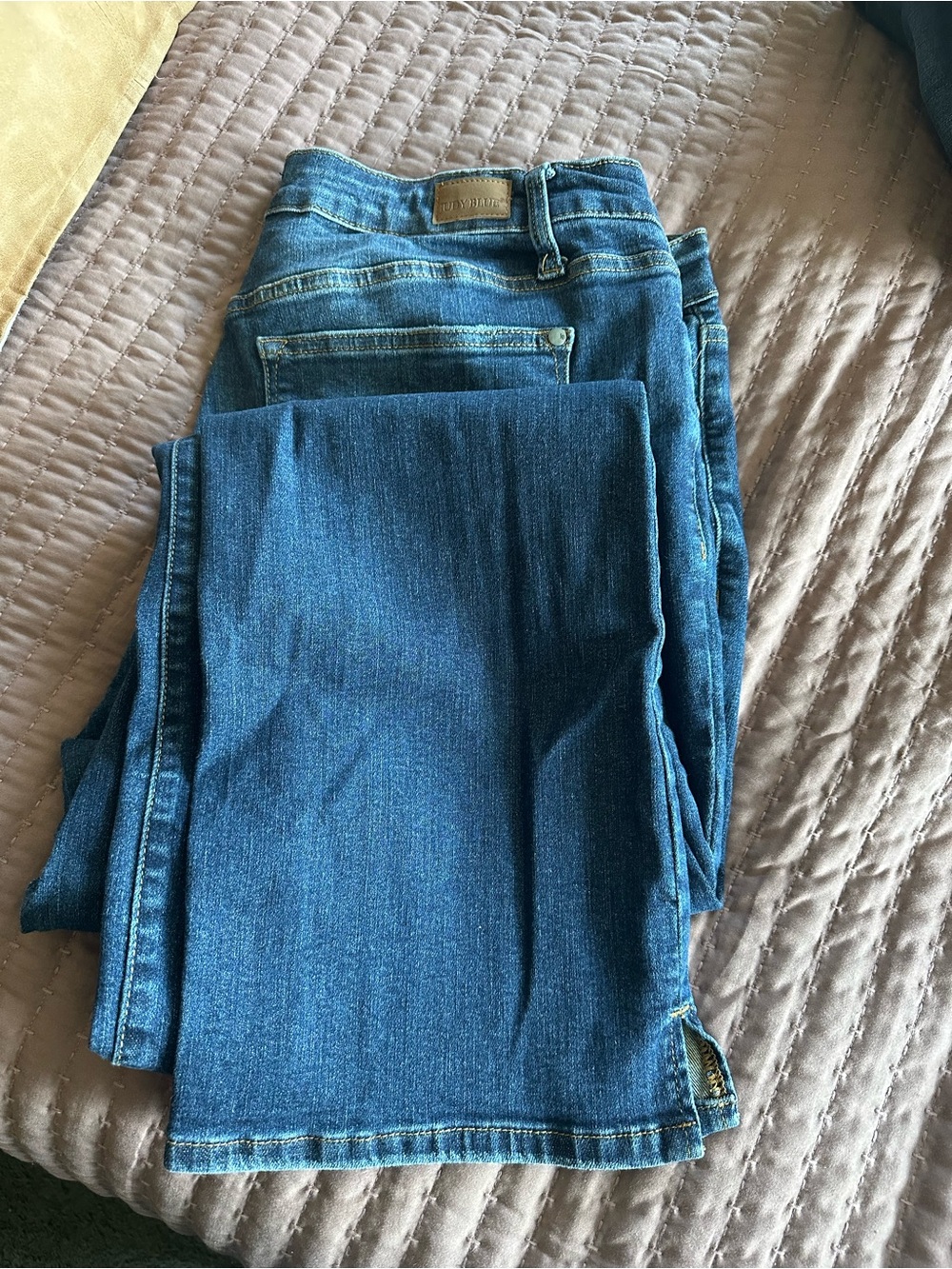 Judy Blue Medium Blue Slim Bootcut Jeans